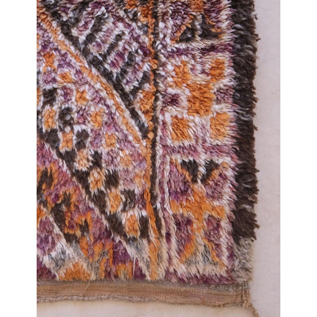 1980s Moroccan Beni MGuild Rug - 13.7 X 6.4 Ft For Sale - Image 10 of 12
