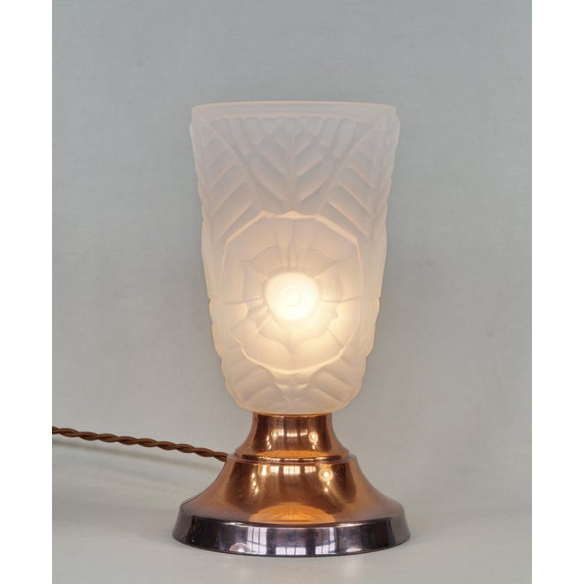 Art Deco 1930s Charles Ranc Opalescent French Art Deco Table Lamp For Sale - Image 3 of 11