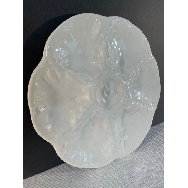French Country Mid 20th Century French Gien White Oyster Plate For Sale - Image 3 of 12