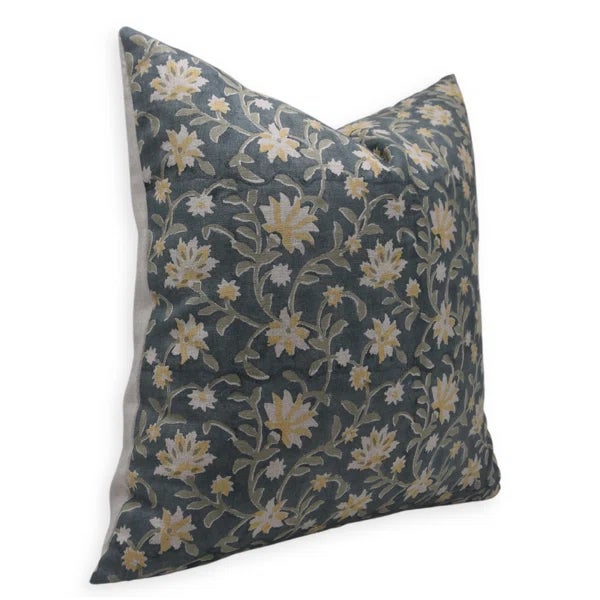 Make a bold statement with our Aradhna throw pillows, crafted from thick linen for exceptional luxury and durability....