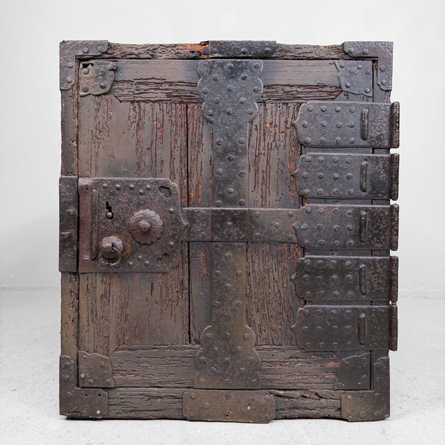Antique Japanese Portable Chest, 1800 For Sale - Image 16 of 16