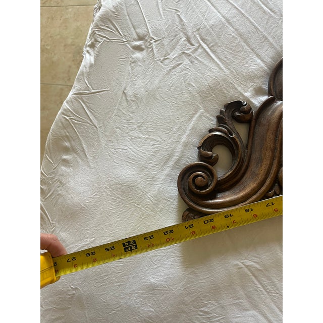 Early 20th Century Carved Wooden Pediment With Large Shell For Sale - Image 5 of 12