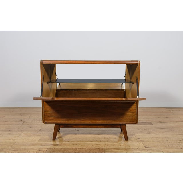 Mid-Century Model U391 Bar Cabinet by Bohumil Landsman for Jitona, Former Czechoslovakia, 1960s For Sale - Image 6 of 15