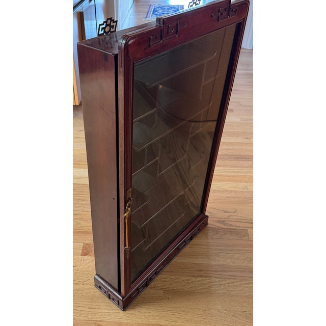 Chinese Mid 20th Century Chinese Rosewood Curio Display Cabinet For Sale - Image 3 of 16