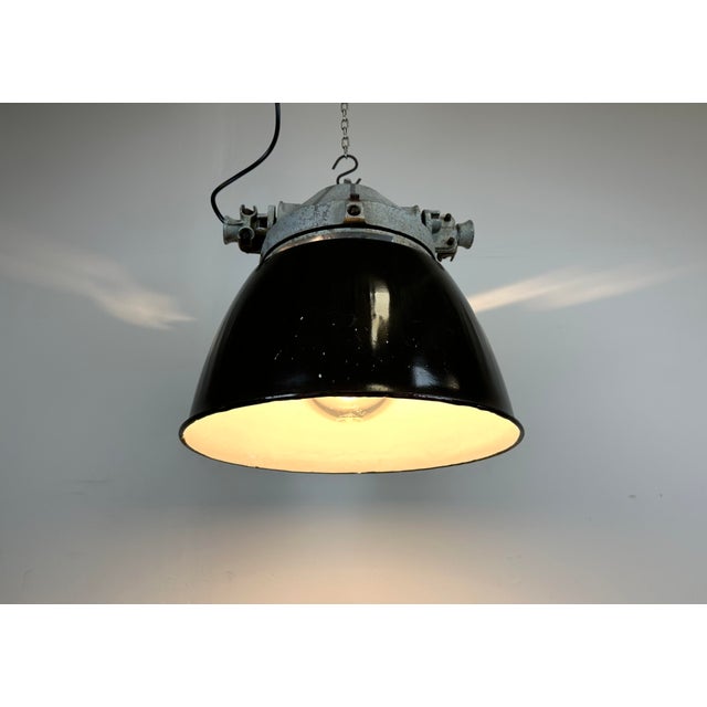Industrial Explosion Proof Lamp with Black Enameled Shade from Elektrosvit, 1970s For Sale - Image 11 of 16