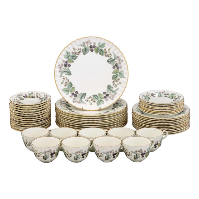 Royal Worcester "Lavinia" Pattern Partial Dinner Service, 54 Pieces For Sale