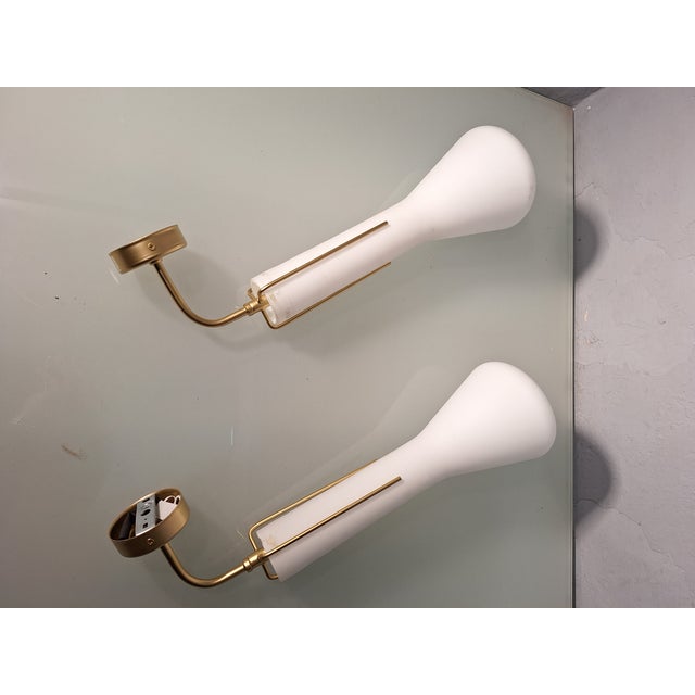 1980s Wall Lamps in Brass and Glass in the style of Arredoluce, Set of 2 For Sale - Image 5 of 6