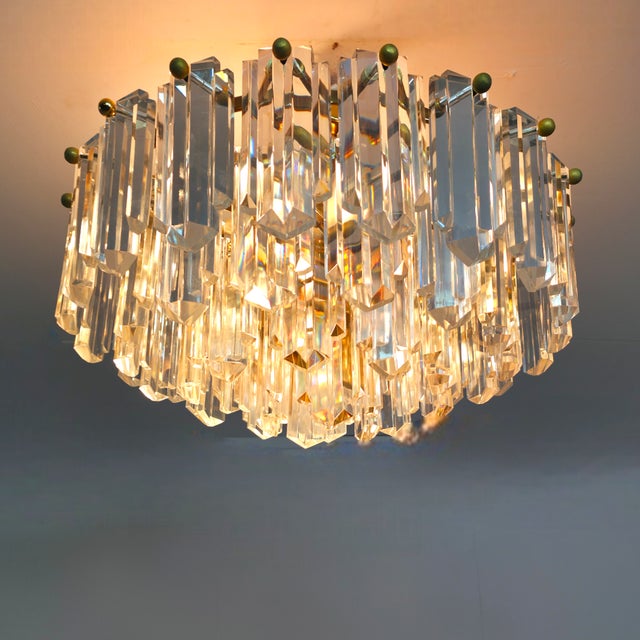 Mid-Century Hollywood Regency Chandelier in Glass and Brass from Kalmar Franken KG ,1970s, in Very Good conditions....