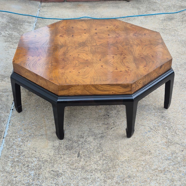 Mid 20th Century Mid-20th Century Asian Hollywood Regency Burlwood & Black Lacquer 43” Octagonal Coffee Table For Sale - Image 5 of 13