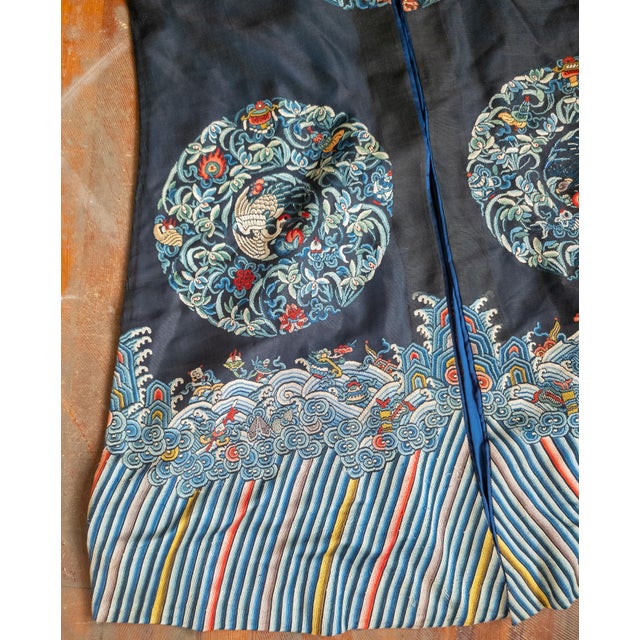 19th Century Chinese Fine Silk Embroidered Dark Blue or Black Informal Robe For Sale - Image 11 of 17