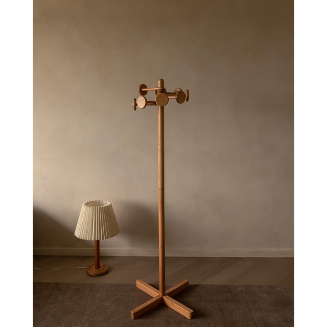 Mid-Century Modern Vintage Standing Coat Rack by Hank Loewenstein, 1970s For Sale - Image 3 of 11