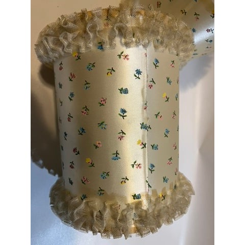 Vintage Floral Ruffled Lace Lamp Shades a Pair For Sale - Image 6 of 10