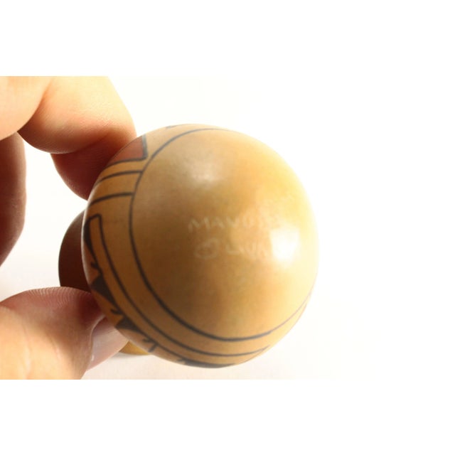 Beige Mid-Century Native Style Mata Ortiz Pottery Diminutive Jar by Manuela Olivas For Sale - Image 8 of 9