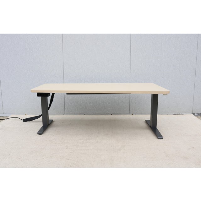 Herman Miller Motia Sit-to-Stand Electric Adjustable Height Rectangle Desk Table For Sale In New York - Image 6 of 18