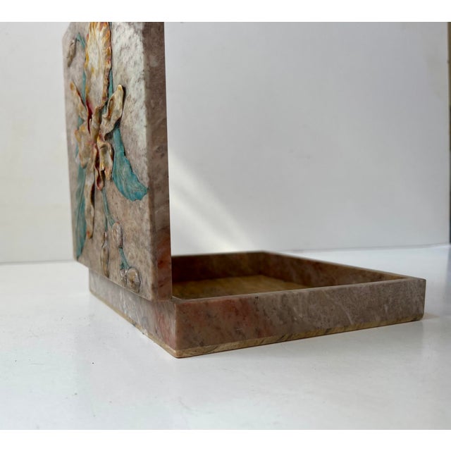 Vintage Marble Trinket Box with Hand-Cut Flowers in Relief, 1980s For Sale - Image 4 of 12