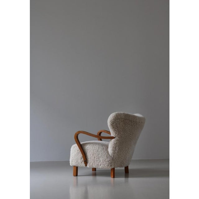 Danish Modern Lounge Chair in Oak and Sheepskin, Denmark, 1940s For Sale - Image 10 of 18