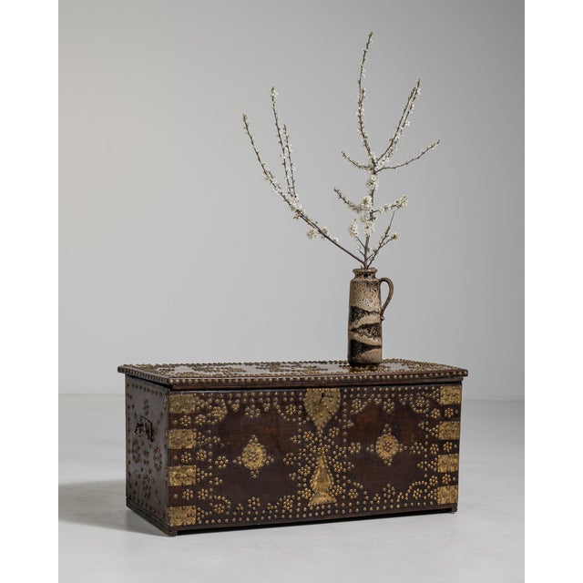 Wood Chest with Brass Accents, Antique, United Kingdom, 19th Century For Sale - Image 14 of 18
