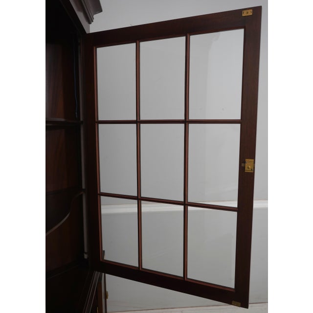 Henkel Harris 1970s Henkel Harris Mahogany Corner 1 Piece China Cabinet For Sale - Image 4 of 17