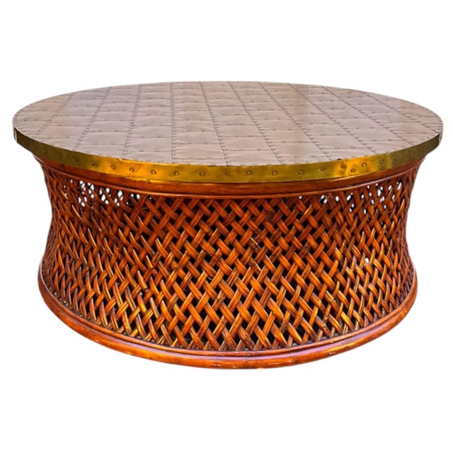 Late 20th Century Organic Modern Coastal Round Hammered Brass & Rattan Coffee Table For Sale - Image 5 of 5