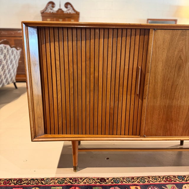 1960s Vintage Mid-Century Modern Walnut Credenza With Tambour Doors For Sale - Image 5 of 13