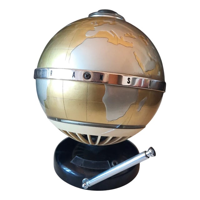 Japanese AM-SW Fleetwood NTR-6G Globe Radio, 1961 For Sale