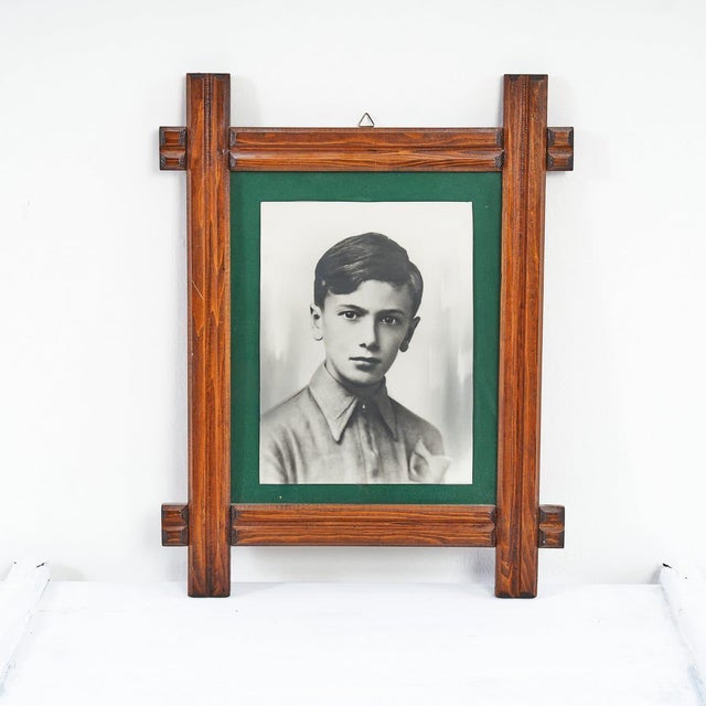 Vintage Photo Frame in Wood with Antique Photo, 1980s For Sale - Image 6 of 6