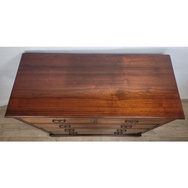 Victorian Chest of 5 Drawers in Walnut with Drop Handles, 1900s For Sale - Image 6 of 18