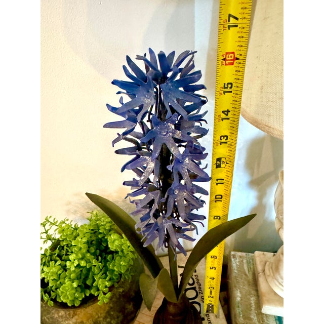 Vintage Italian Tole Hyacinth Sculpture – Hand-Painted Blue Metal Botanical Decor, Hollywood Regency Style For Sale - Image 4 of 9