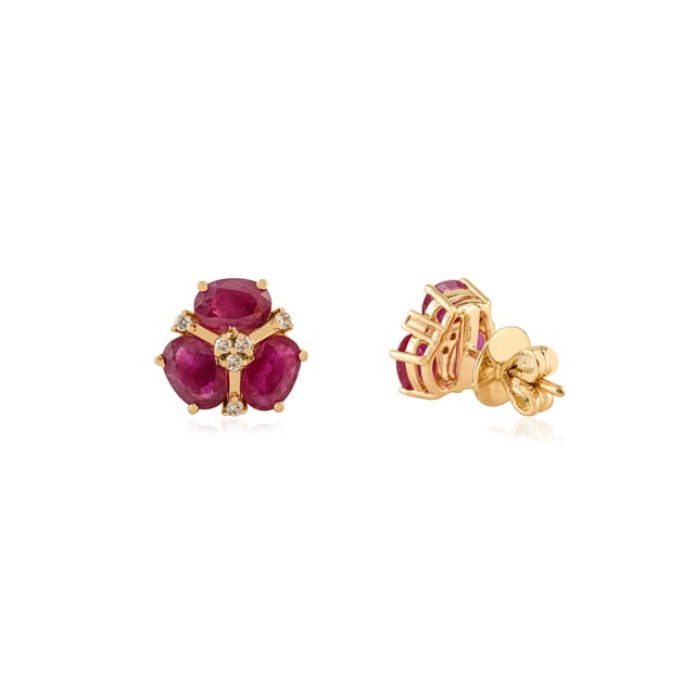 Metal Modern 3 Ct Natural Ruby and Diamond Cluster Stud Earrings in 14k Yellow Gold- A Pair For Sale - Image 7 of 14
