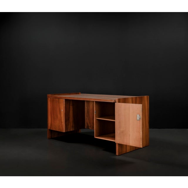 Wood Art Deco Desk in Walnut by Bruno Paul for Veb Deutsche Werkstätten Hellerau, 1930s For Sale - Image 7 of 18