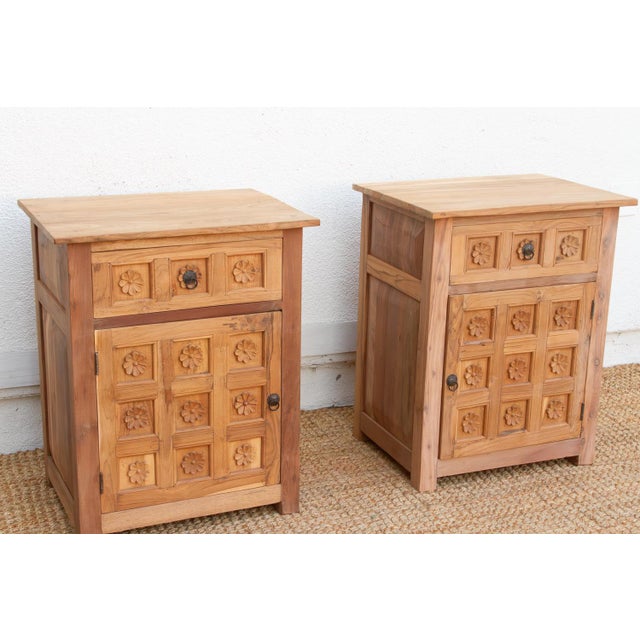 Set of 2, Haveli Lotus Flower Bedside Cabinets For Sale - Image 4 of 9