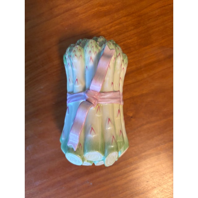 Signature Herend collectible asparagus box in perfect condition.