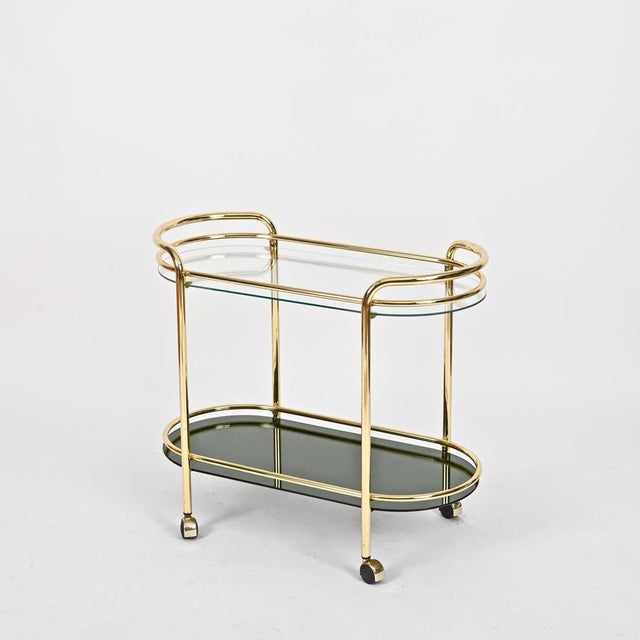 1970s Mid-Century Italian Serving Bar Cart in Gilt Metal and Green Mirror Glass, 1970s For Sale - Image 5 of 10