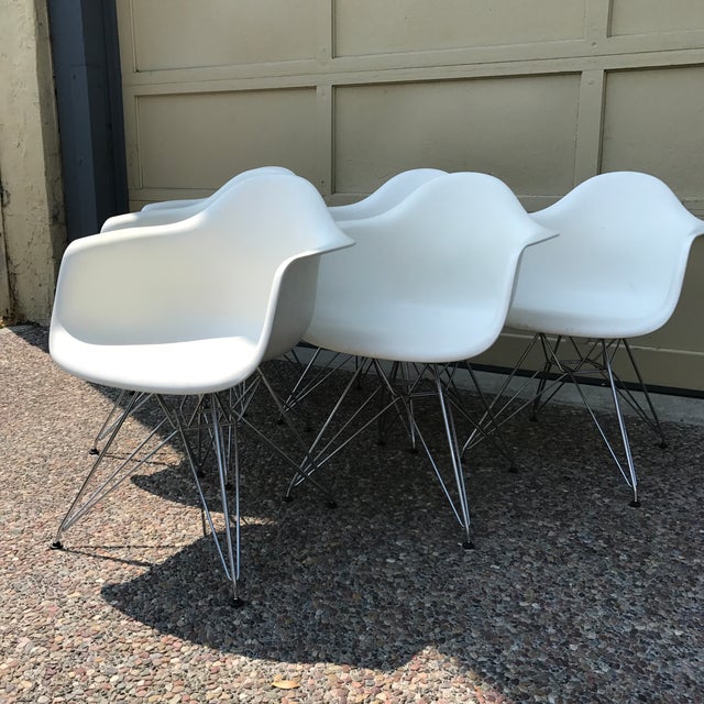 Vitra White Eames Chairs Set of 6 Chairish