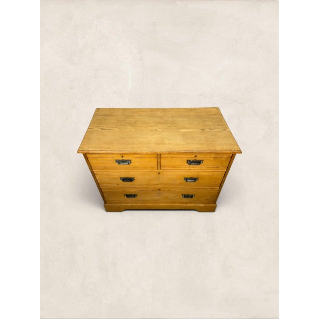 Early 20th Century Antique English Pine Chest of Drawers For Sale - Image 4 of 8