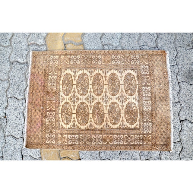 1960s Vintage Bohemian Hand Knotted Wool Rug For Sale - Image 6 of 6