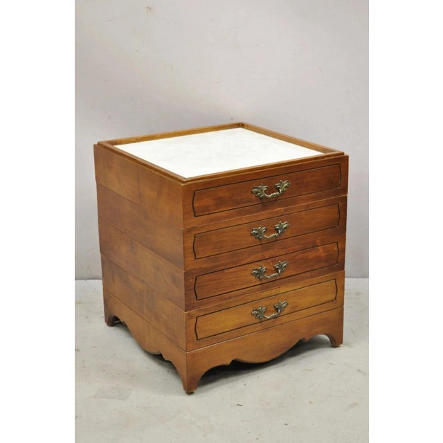 Vintage Mark Adam Co. Mid Century Modern Stacking Folding Snack Table - Set of 3 For Sale - Image 4 of 12