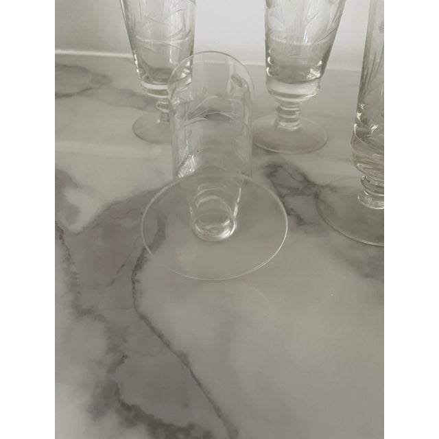 1940s 1940s Etched Vintage Juice Glasses- Set of 5 For Sale - Image 5 of 6