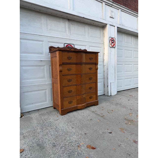 We have an absolutely beautiful antique Victorian oak highboy dresser for sale. Dating to the late 19th or early 20th...