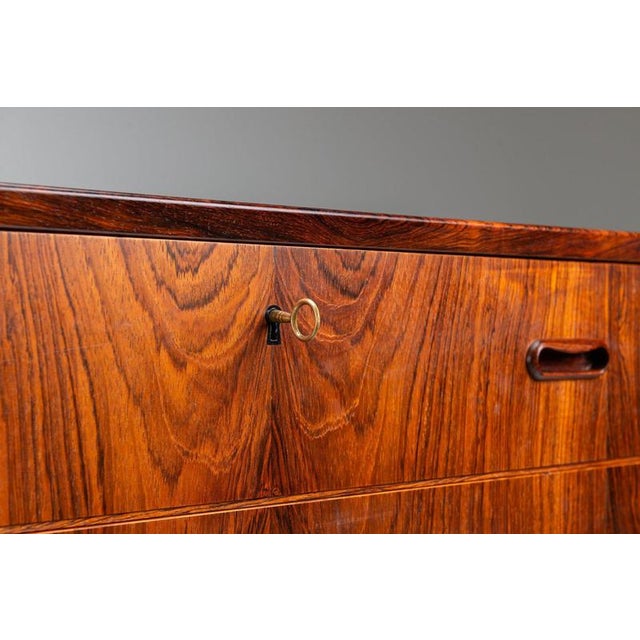 Large Scandinavian Chest of Drawers in Rosewood, Denmark, 1960 For Sale - Image 11 of 14