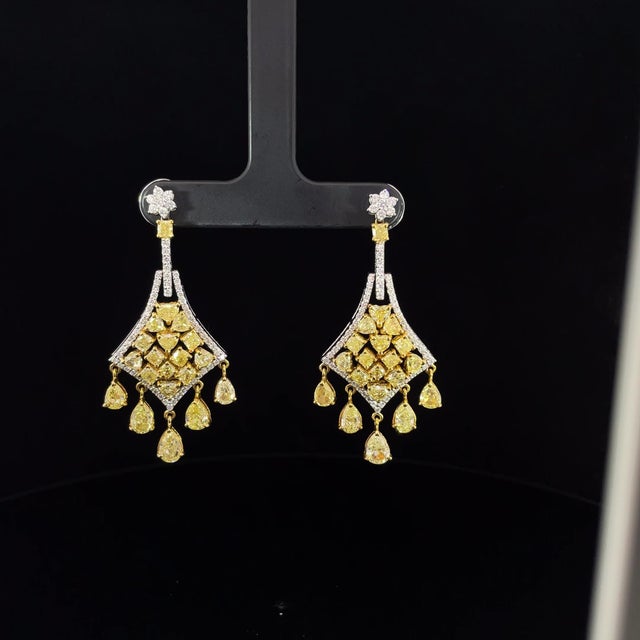 Modern Avize Earrings - 6.81 Carat Yellow Diamond 18k White Gold- Set of 2 For Sale - Image 3 of 7
