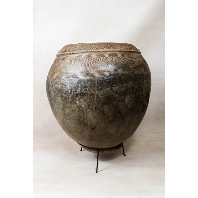 Vintage Nupe Pot on Stand For Sale - Image 5 of 5