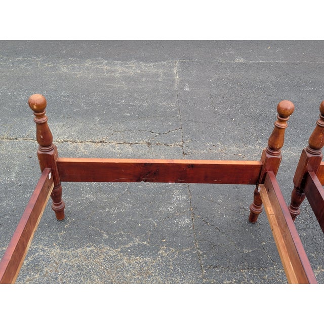 Wood Vintage Cannonball Twin Beds - Pair of Hand Carved Solid Wood Colonial Bedframes - Matching Twin Size Set For Sale - Image 7 of 14