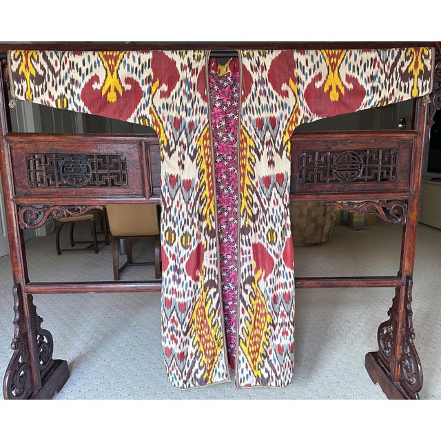 Red Vintage Woven Ikat Chapan Robe Central Asia Uzbekistan For Sale - Image 8 of 17