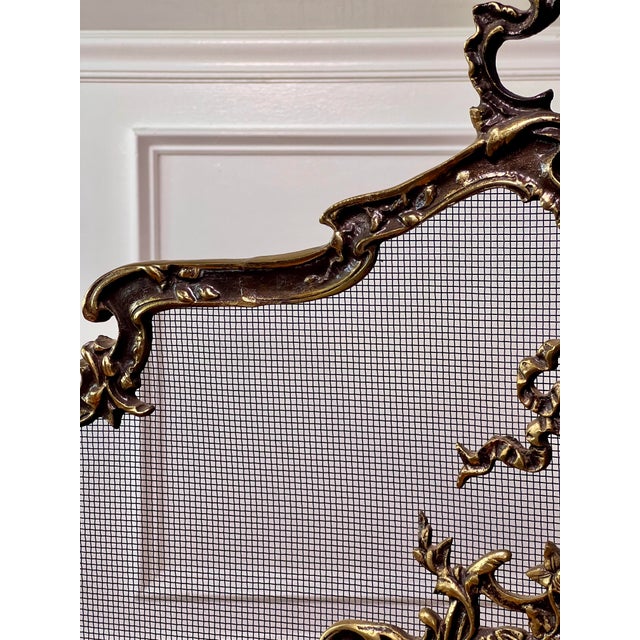 French Louis XVI Style Brass Fireplace Screen With Aged Patina Finish, 20th Century For Sale - Image 12 of 16