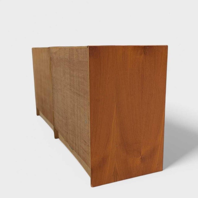 Pair of G Plan Teak Three-Drawer Dressers or Modular Lowboy, 1960s For Sale In Los Angeles - Image 6 of 18