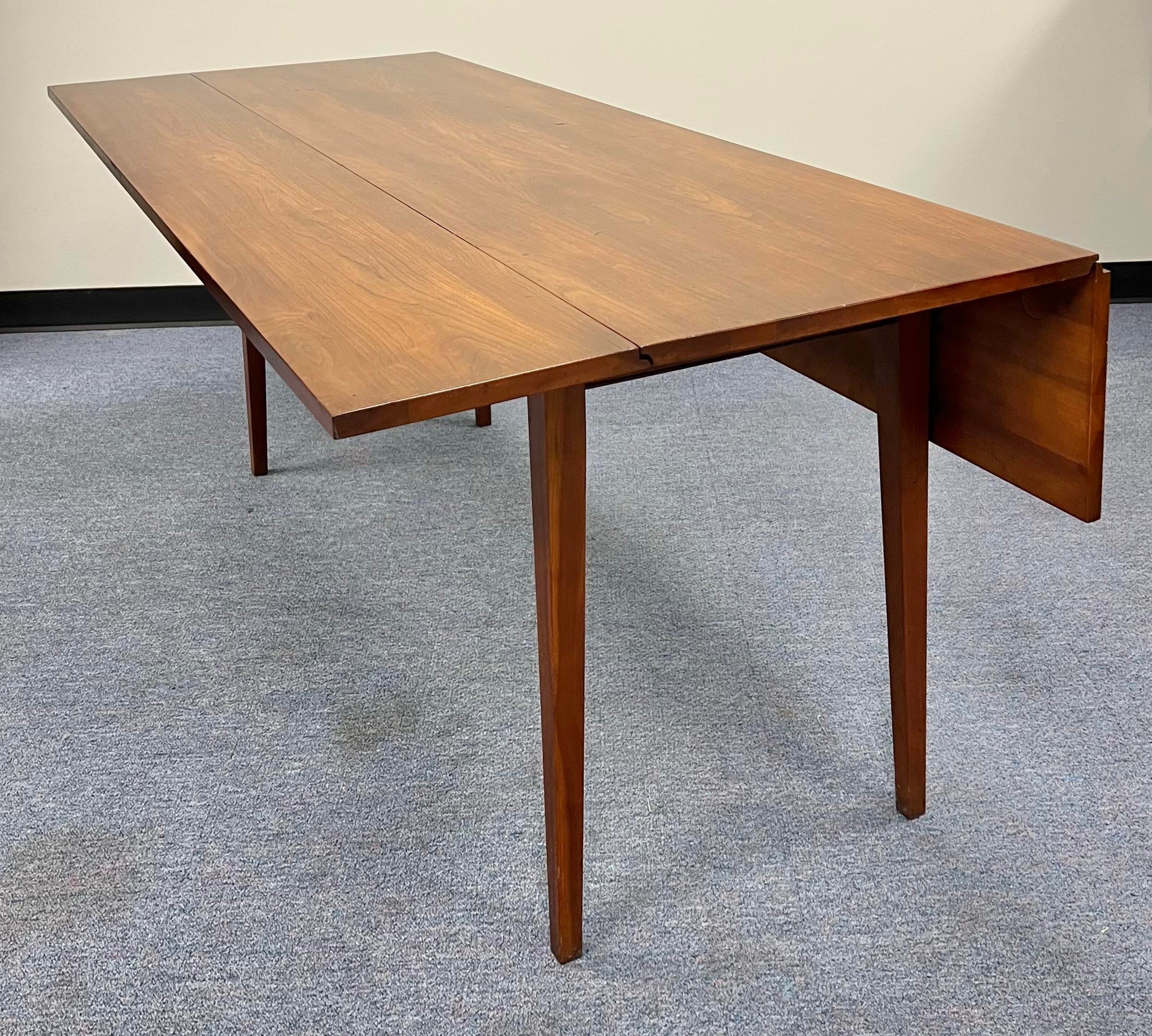 クラシック ダイニングテーブル Henkel-Harris & Drexel Henkel Harris Black Cherry Drop Leaf Harvest Table | Chairish