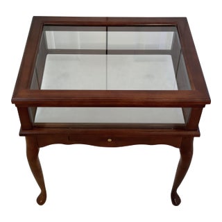 1980s Bombay Company Hinge-Top Vitrine Cherry Curio Display Cabinet W/Drawer For Sale