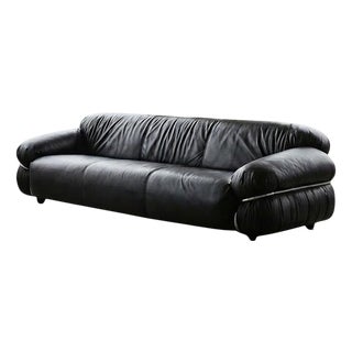 First Edition Sesann Sofa in Leather attributed to Gianfranco Frattini for Cassina, 1972 For Sale