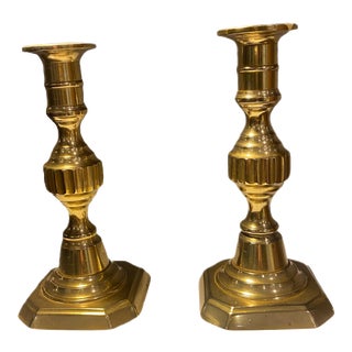 Antique Victorian Brass Candlesticks With Baluster Stems and Push Rods For Sale